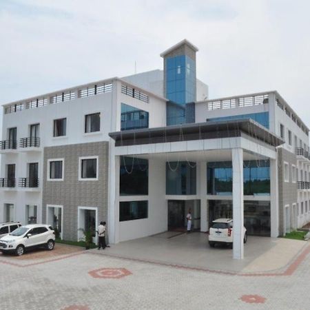 Chandra Royal Inn Velankanni Exterior photo